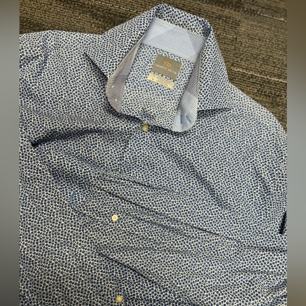 Thomas Dean Navy and White Patterned Button-Down Shirt